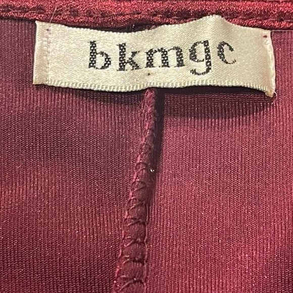 Crushed Velvet Skater A-Line Flirty Mini Burgundy Long Sleeves Cocktail … - Picture 11 of 16